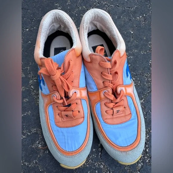 Chanel CC logo orange and blue Leather & Suede Sneakers - Picture 8 of 11